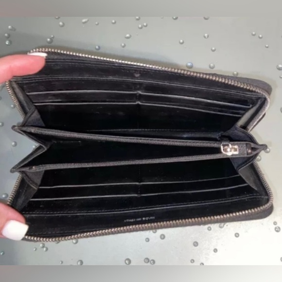 CHANEL Lambskin Quilted Large Gusset Zip Around Black Wallet Originally $1,150 - Picture 4 of 11